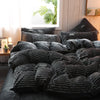 Parure de lit en velours Noir Velours - Drap housse / Housse de couette / Taies d'oreiller La Maison des Housses