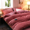 Parure de lit en velours Rose Velours - Drap housse / Housse de couette / Taies d'oreiller La Maison des Housses