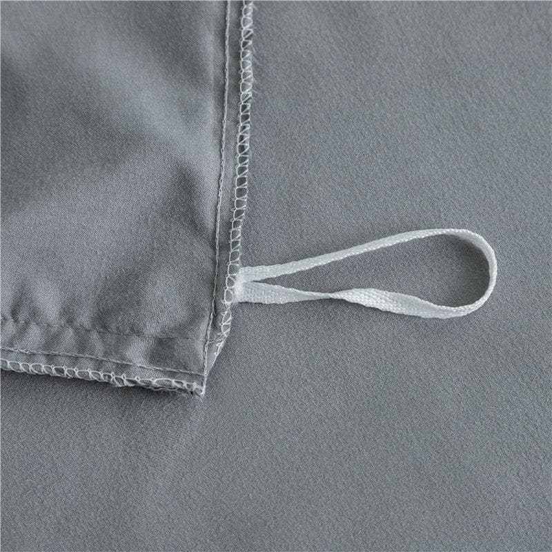 Parure de lit Gris clair - Drap housse / Housse de couette / 2 taies d'oreiller La Maison des Housses